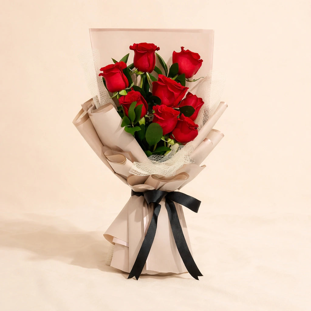 باقة أنيقة من الورود الحمراء